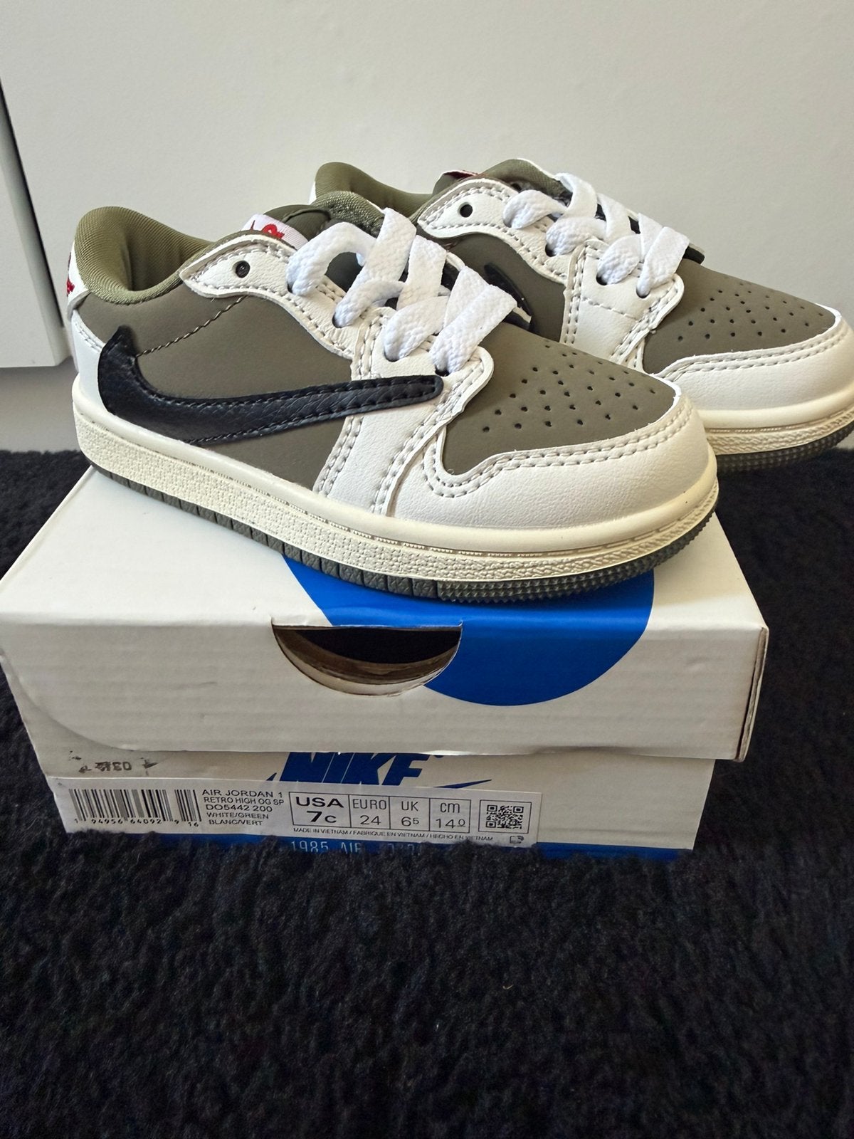 Jordan 1 Retro High OG SP Travis Scott EU24 Nieuw, Overige kleuren, Nieuw, Ophalen of Verzenden, Sneakers of Gympen