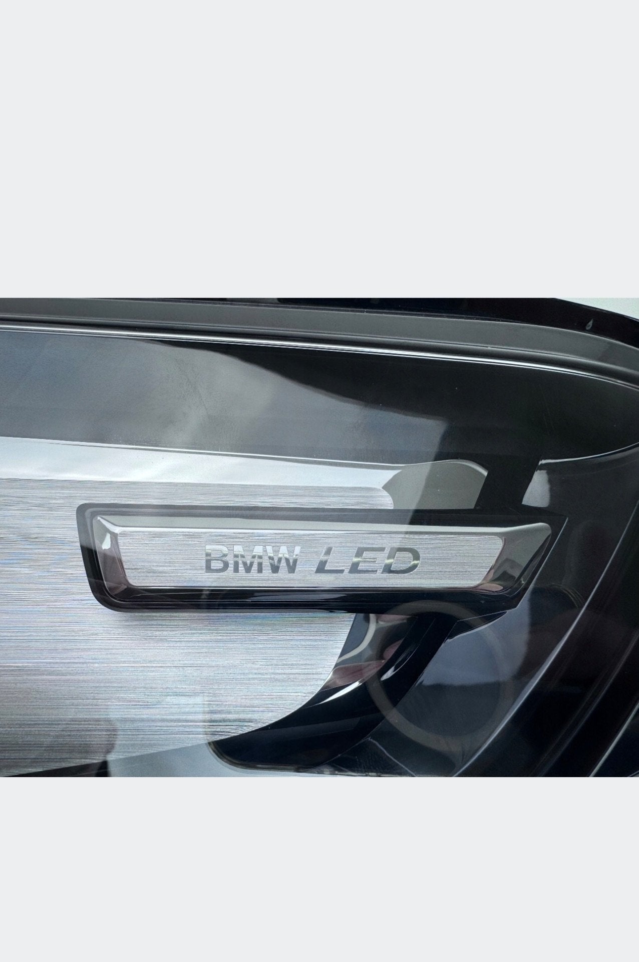 BMW X1 U11 VOL LED KOPLAMP LINKS 2022-, Petuelring 130
80788  Munich, DE, Gebruikt, Info@bmw.de, Ophalen of Verzenden