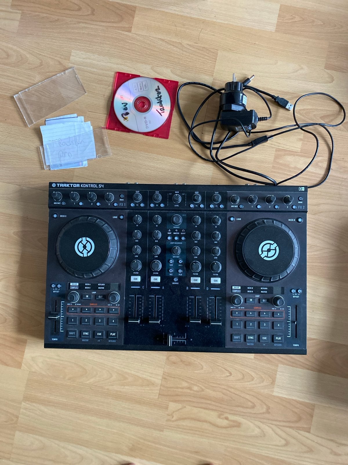 Native Instruments Traktor Kontrol S4 DJ-controller, Ophalen of Verzenden, Gebruikt, Dj-set, Overige merken