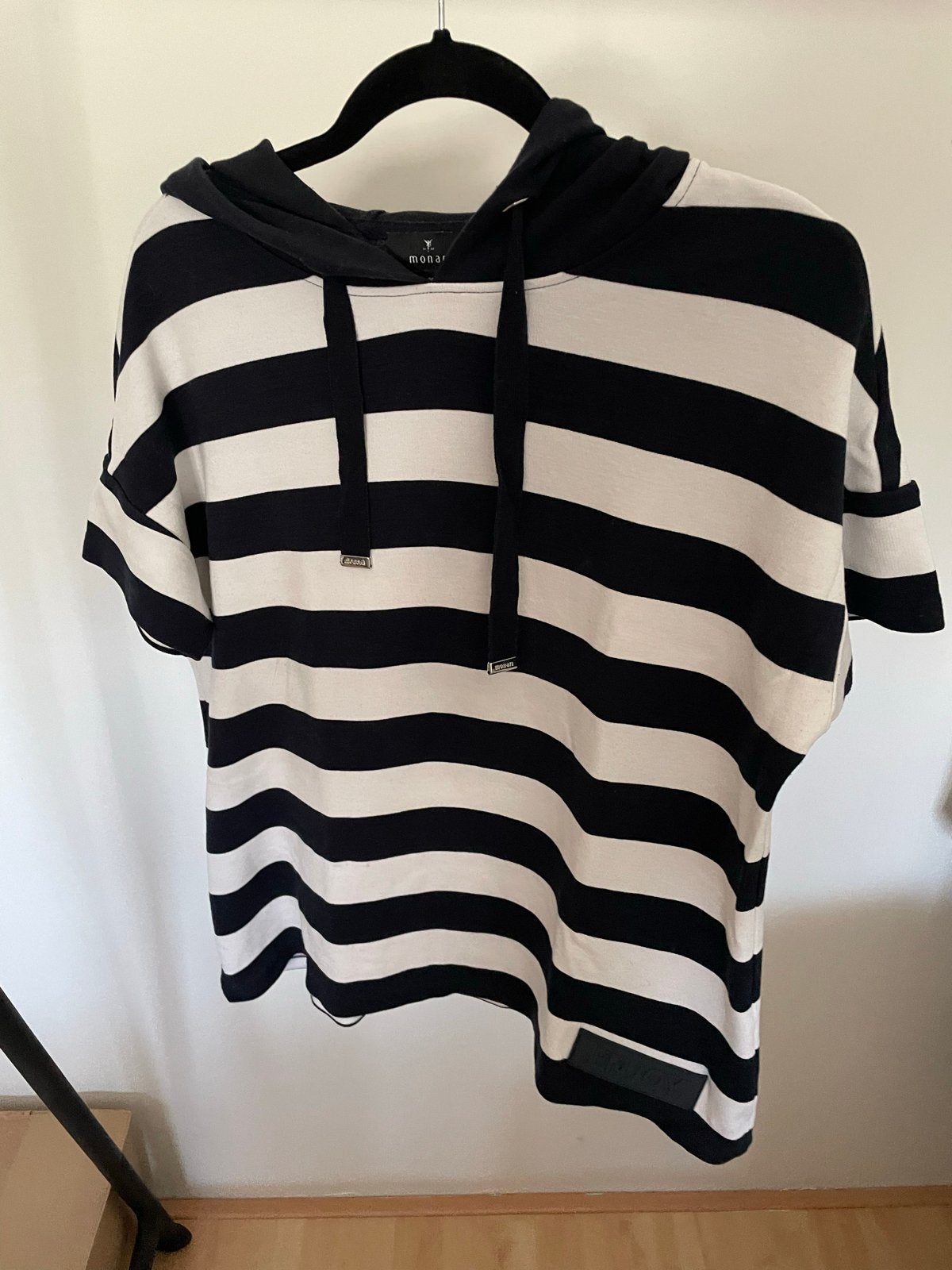 Monari hoody met korte mouw, Ophalen of Verzenden, Zo goed als nieuw, Maat 38/40 (M), Overige kleuren