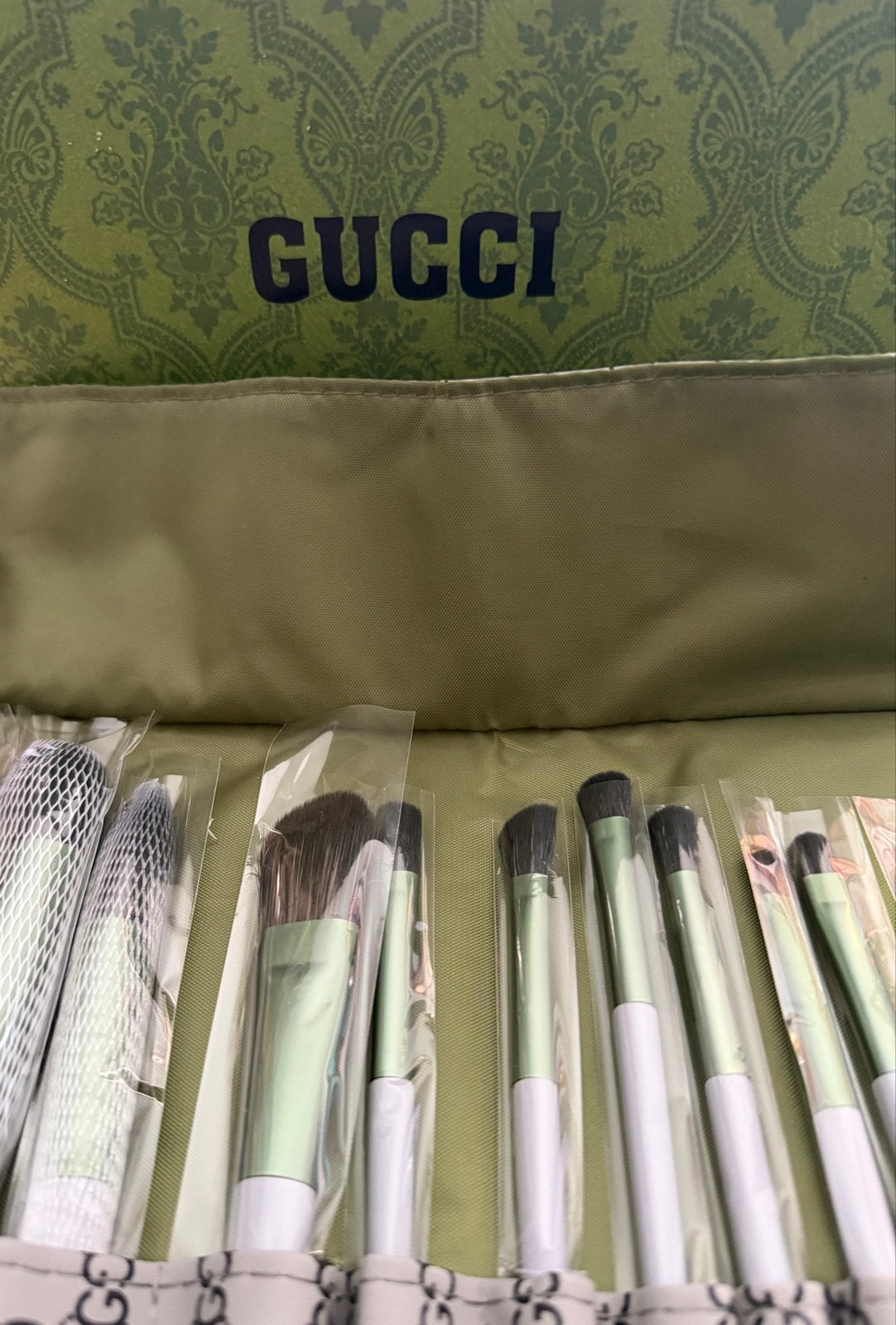 Gucci Make-up Kwastenset - Nieuw in Doos, Gehele gezicht, Wit, Nieuw, Ophalen of Verzenden