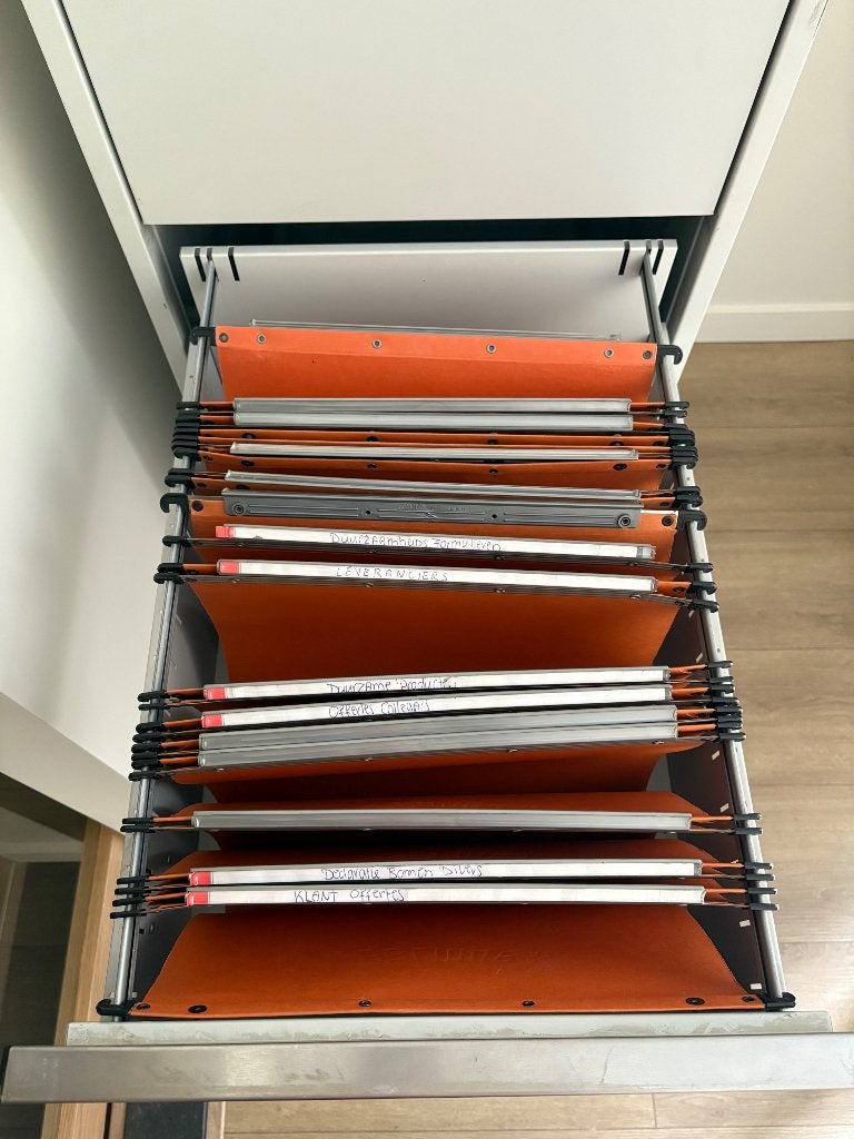 Foto 8 van Grijze dossierkast met 4 lades