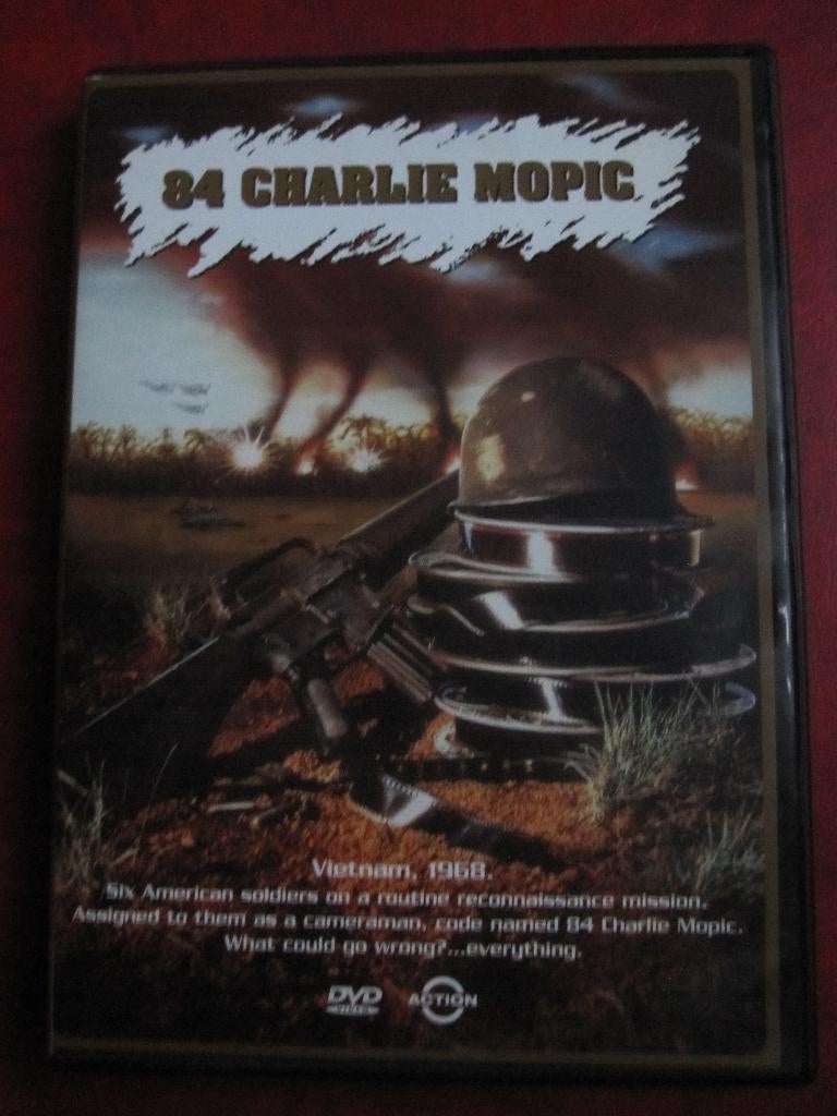 84 Charlie Mopic (1989), Alle leeftijden, Ophalen of Verzenden, Zo goed als nieuw, Oorlog
