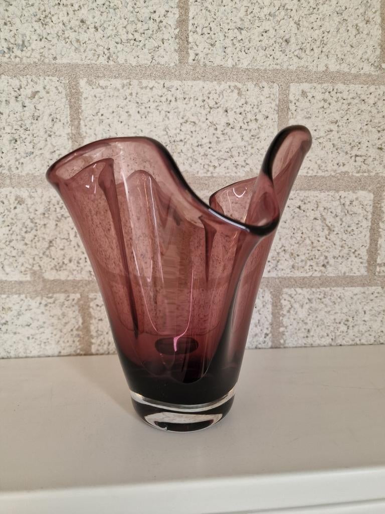 Vintage Vaas Lila/ zakdoek vaas, Overige kleuren, Ophalen of Verzenden, Minder dan 50 cm, Glas