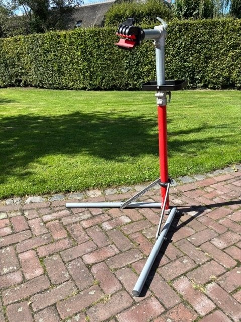 Trivio Expert fietsmontagestandaard, Ophalen, Gebruikt, Framegereedschap