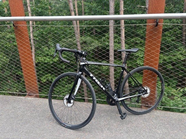 Trek Emonda SL 6 Disc
Carbon frame en aluminium velgen
Heeft, Fietsen en Brommers, Carbon, Zo goed als nieuw, Meer dan 20 versnellingen