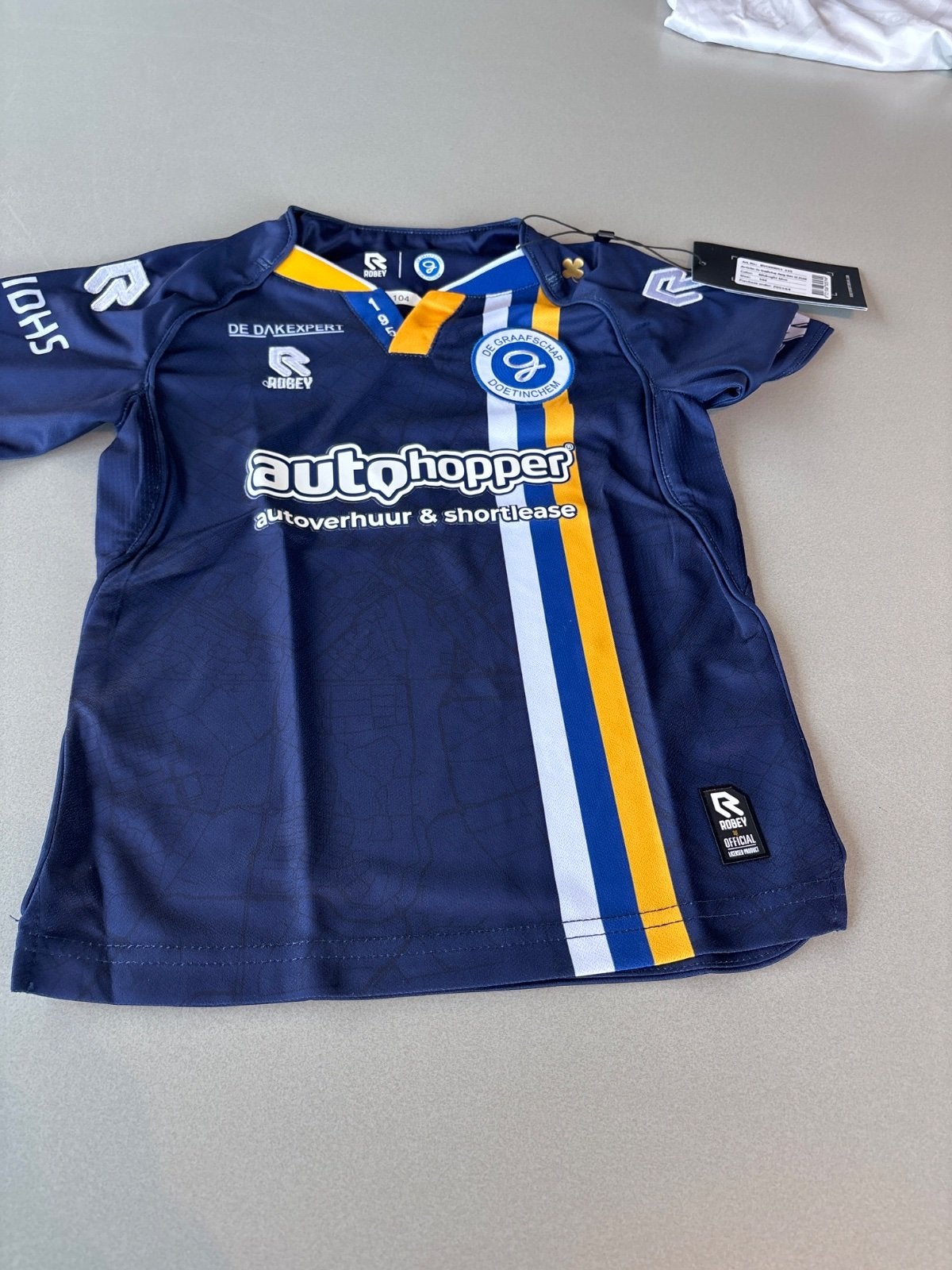 De Graafschap uitshirt 2025/26 maat 104 (kids), Maat XS of kleiner, Verzenden, Nieuw, Shirt