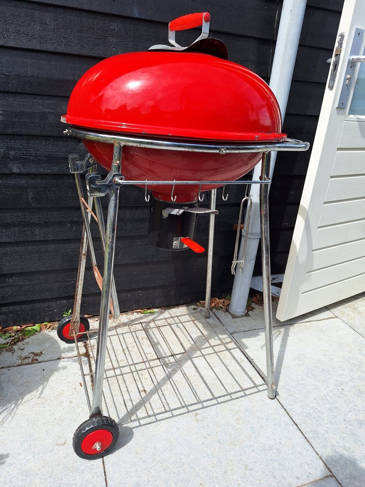Foto 5 van Grote barbecue Bodum