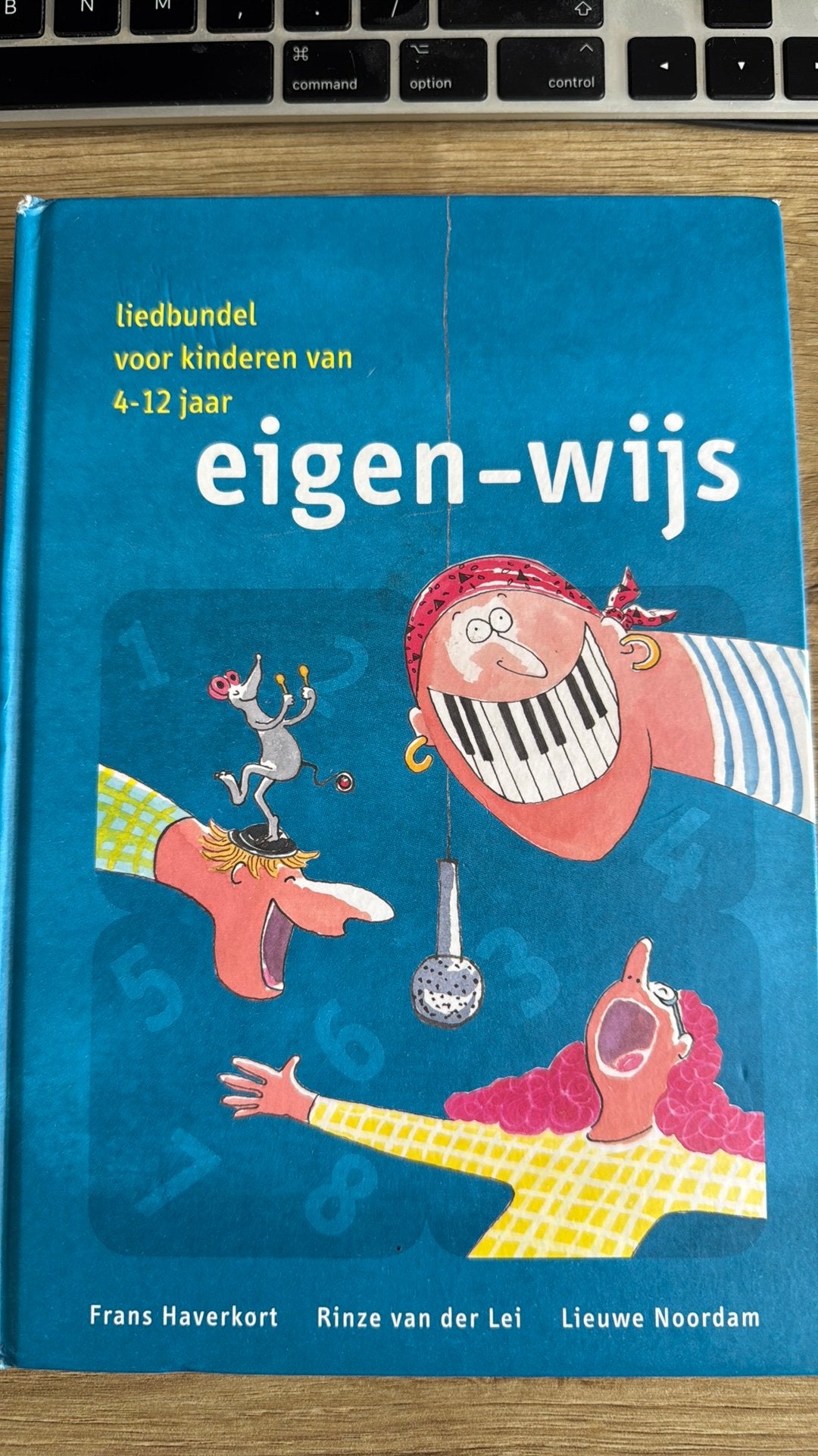 Liedbundel Eigen-Wijs voor kinderen van 4-12 jaar, Ophalen of Verzenden, Zo goed als nieuw, Non-fictie
