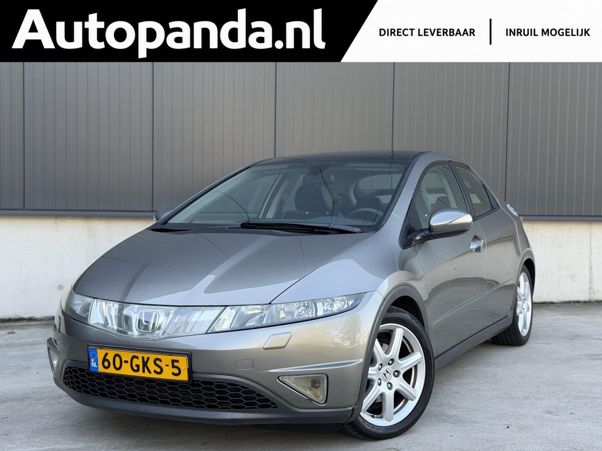 Honda Civic 1.8 Executive l Panoramadak l Trekhaak l Climate, Voorwielaandrijving, Euro 5, Gebruikt, 1165 kg