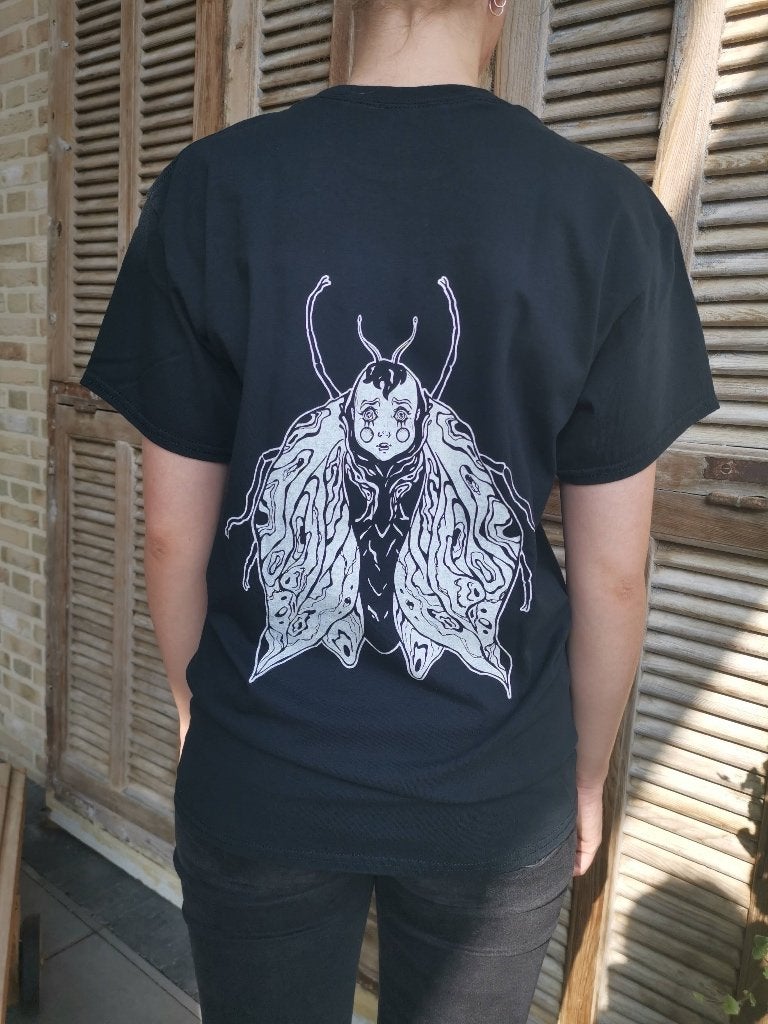 Moth Child t-shirt, Zwart, Nieuw, Overige maten, Ophalen of Verzenden