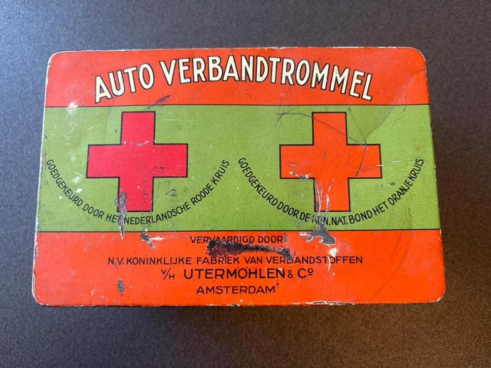 Vintage verbanddoos Utermöhlen met inhoud (jaren 1930-50), Ophalen of Verzenden