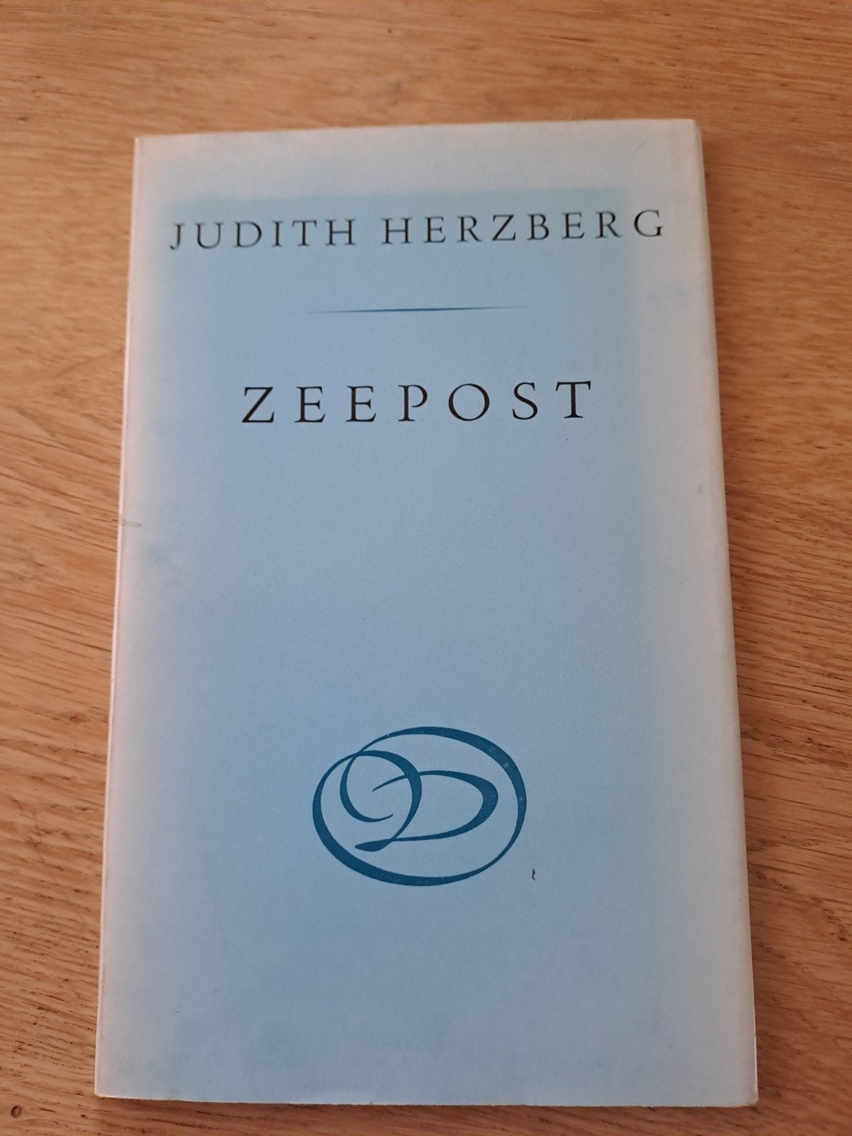 Judith Herzberg - Zeepost (Poëziebundel), Ophalen of Verzenden, Gelezen