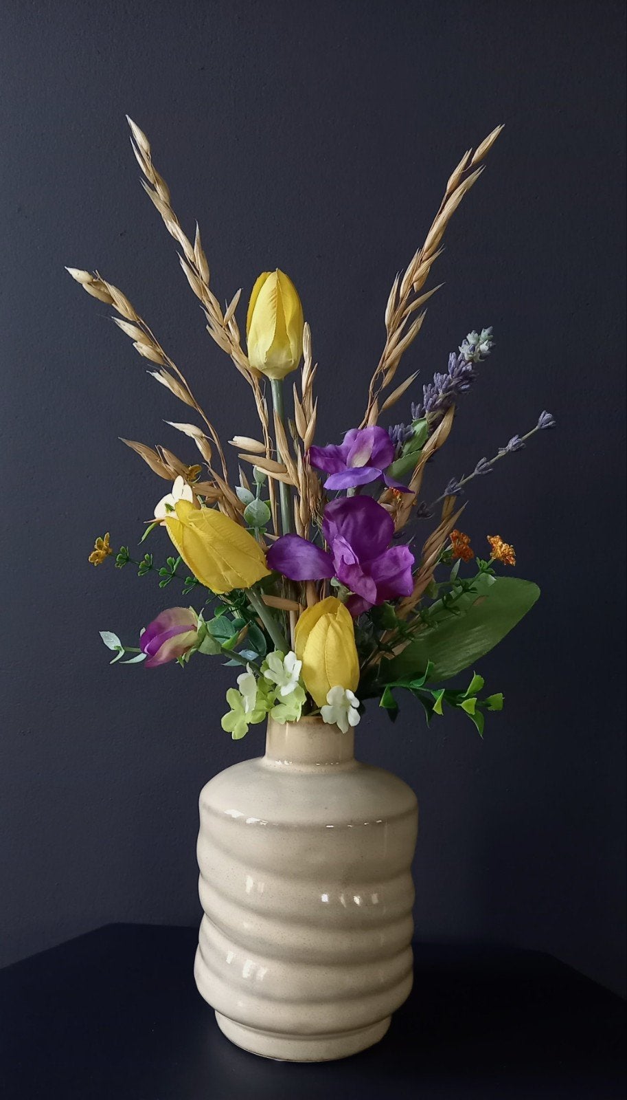 Kunst- en Droogbloemen gebonden boeket met beige vaas H40 cm, Ophalen of Verzenden, Nieuw