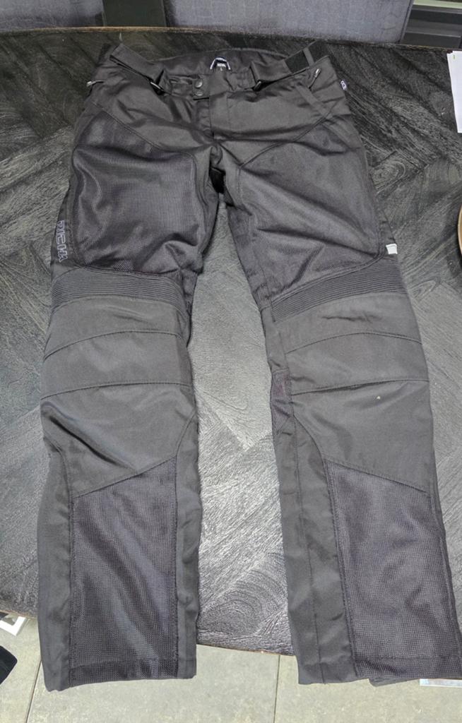 Richa Klasse A motorbroek maat L - Slechts 4x gedragen, Heren, Ophalen of Verzenden, Broek | textiel, Richa