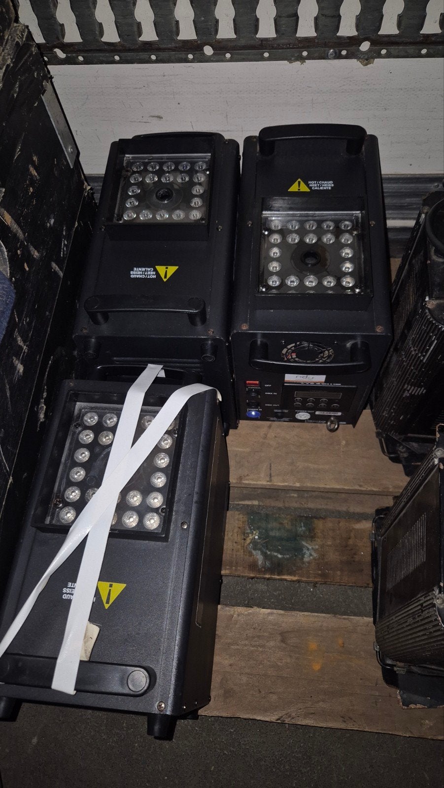 3 BeamZ S2500 Rookmachines, 1 defect/voor onderdelen, Ophalen of Verzenden, Gebruikt, Rookmachine
