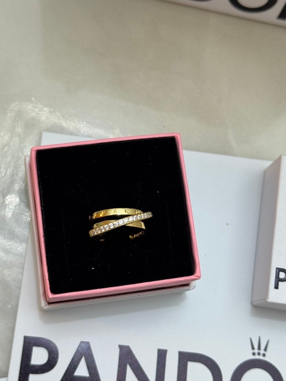 Pandora Gouden Ring met Zirkonia - Nieuw, Met kristal, Ophalen of Verzenden, Zo goed als nieuw, 17 tot 18