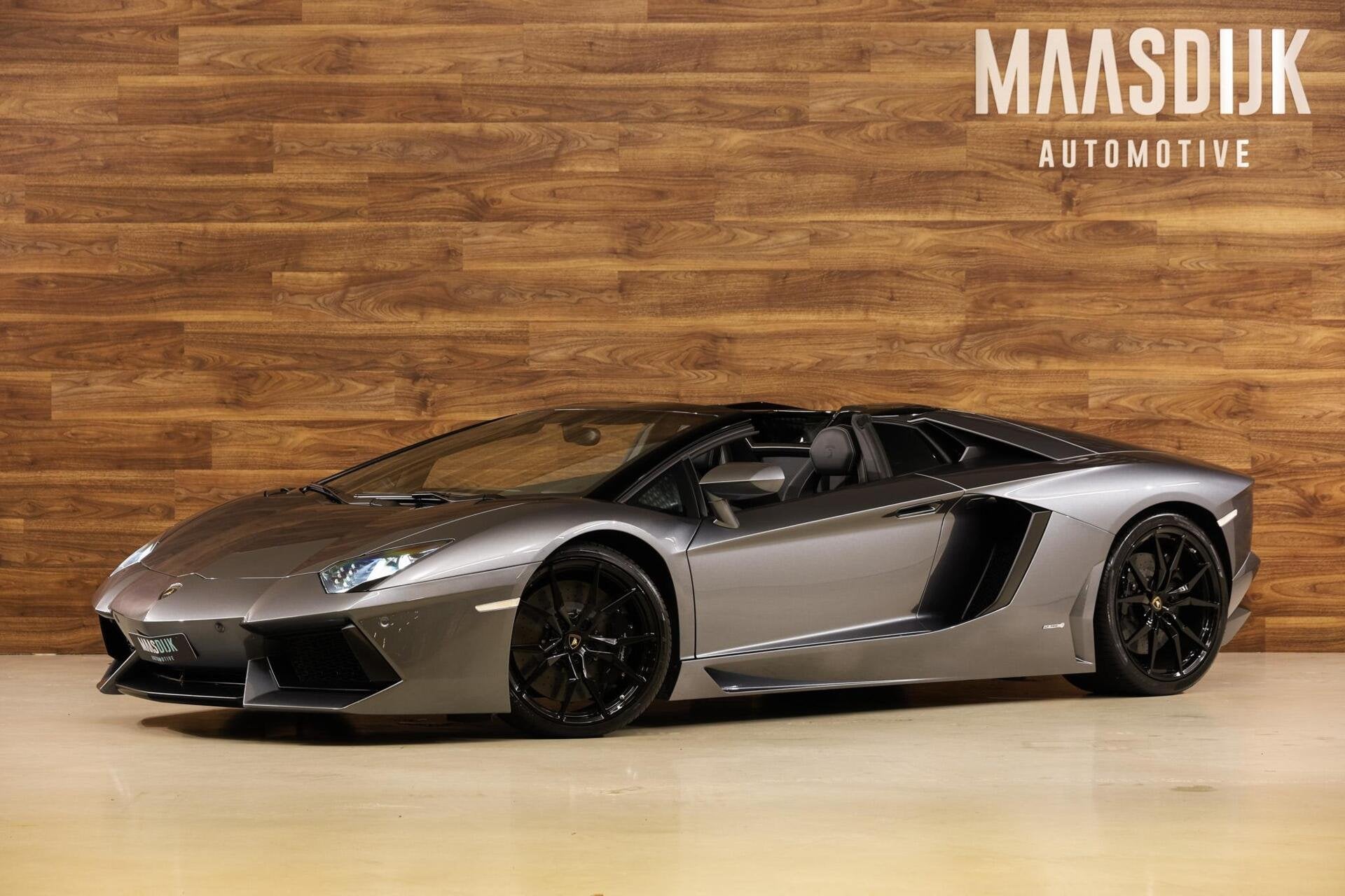 Lamborghini Aventador 6.5 V12 LP700-4 Roadster|Keramisch|Cam, Auto's, Lamborghini, Automaat, 700 pk, Gebruikt, Zwart