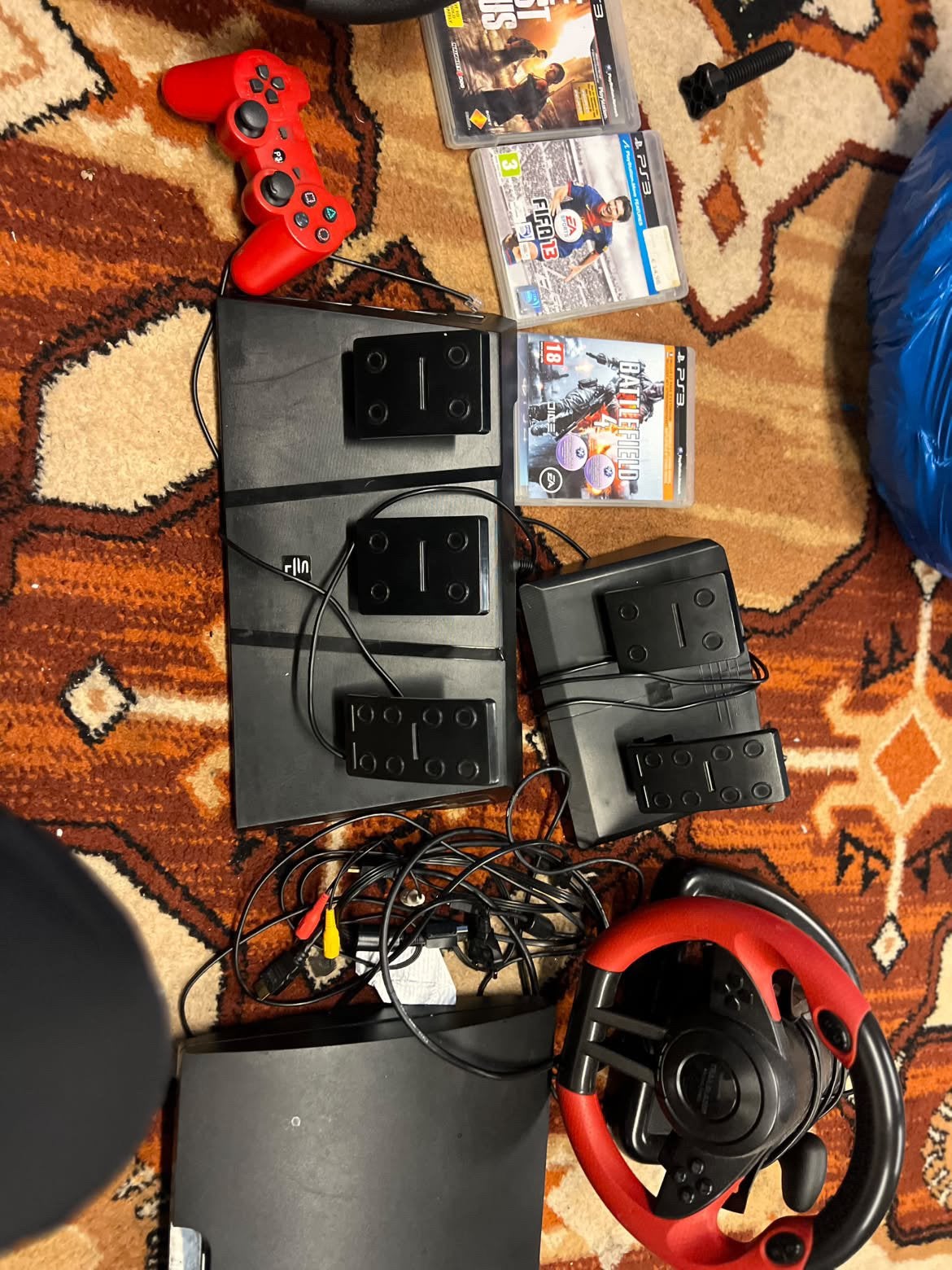 PlayStation 3 met games en racestuur, Spelcomputers en Games, Ophalen of Verzenden, Met 1 controller, Slim, Gebruikt