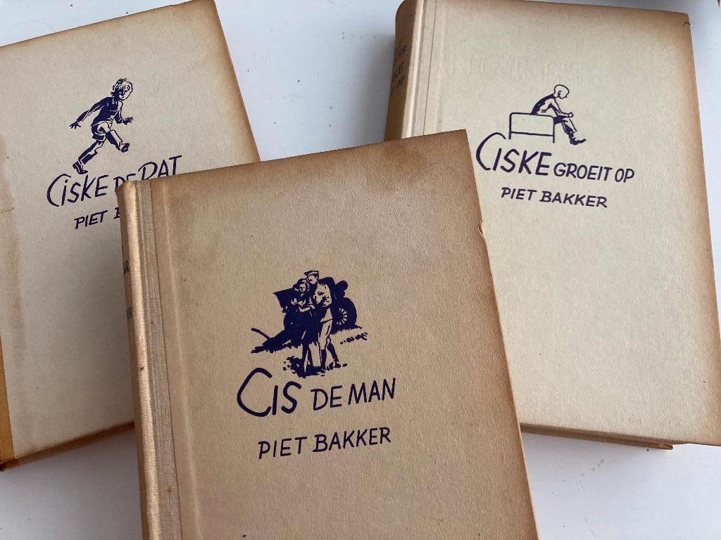 Ciske de Rat trilogie (Piet Bakker) oude uitgave (3 boeken), Ophalen of Verzenden, Gelezen, Piet Bakker, Nederland