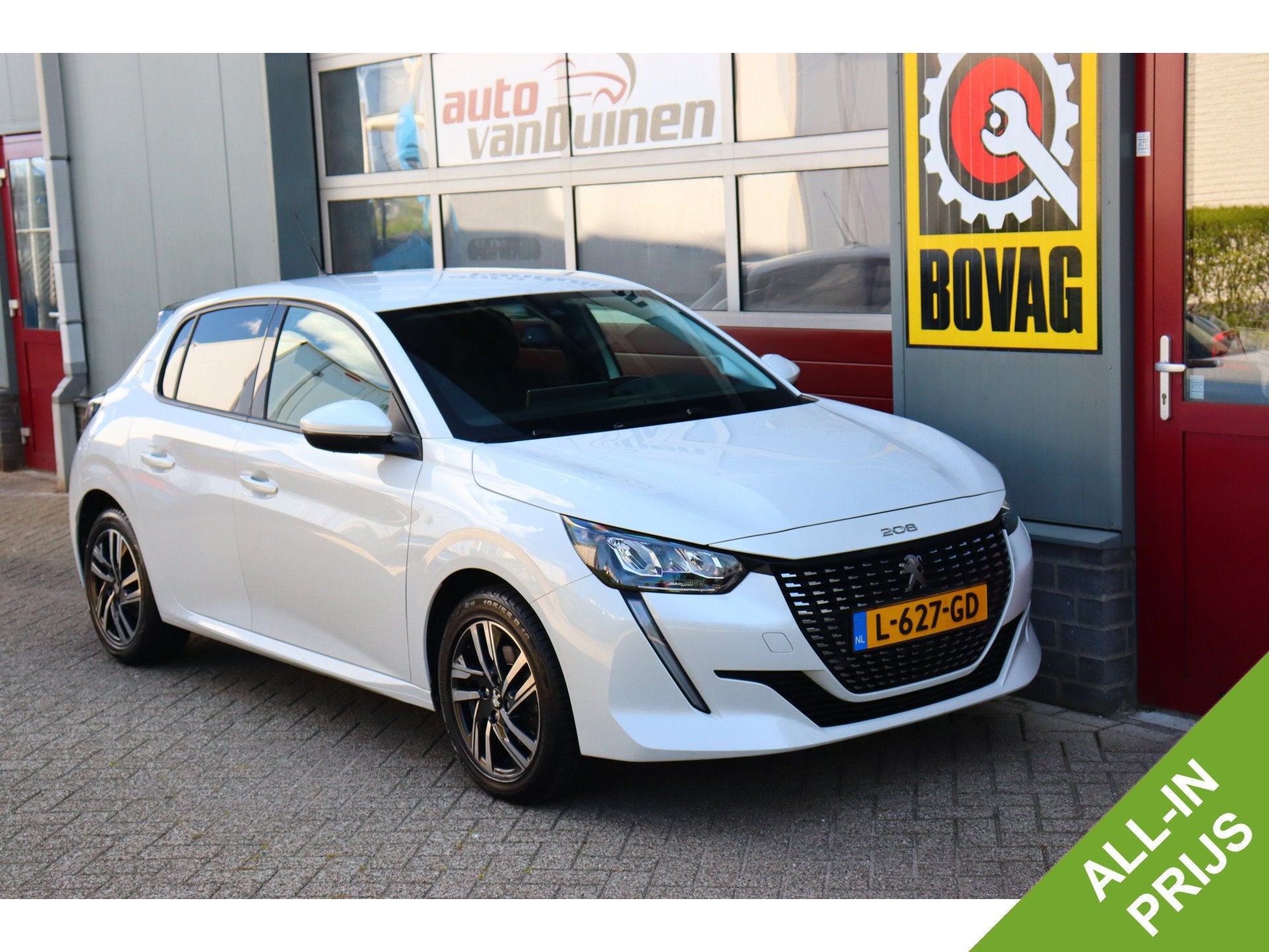 Peugeot 208 1.2 PureTech Allure Pack O.a: Dig. Display, DAB,, Gebruikt, 1199 cc, Automatische klimaatregeling, Leder en Stof