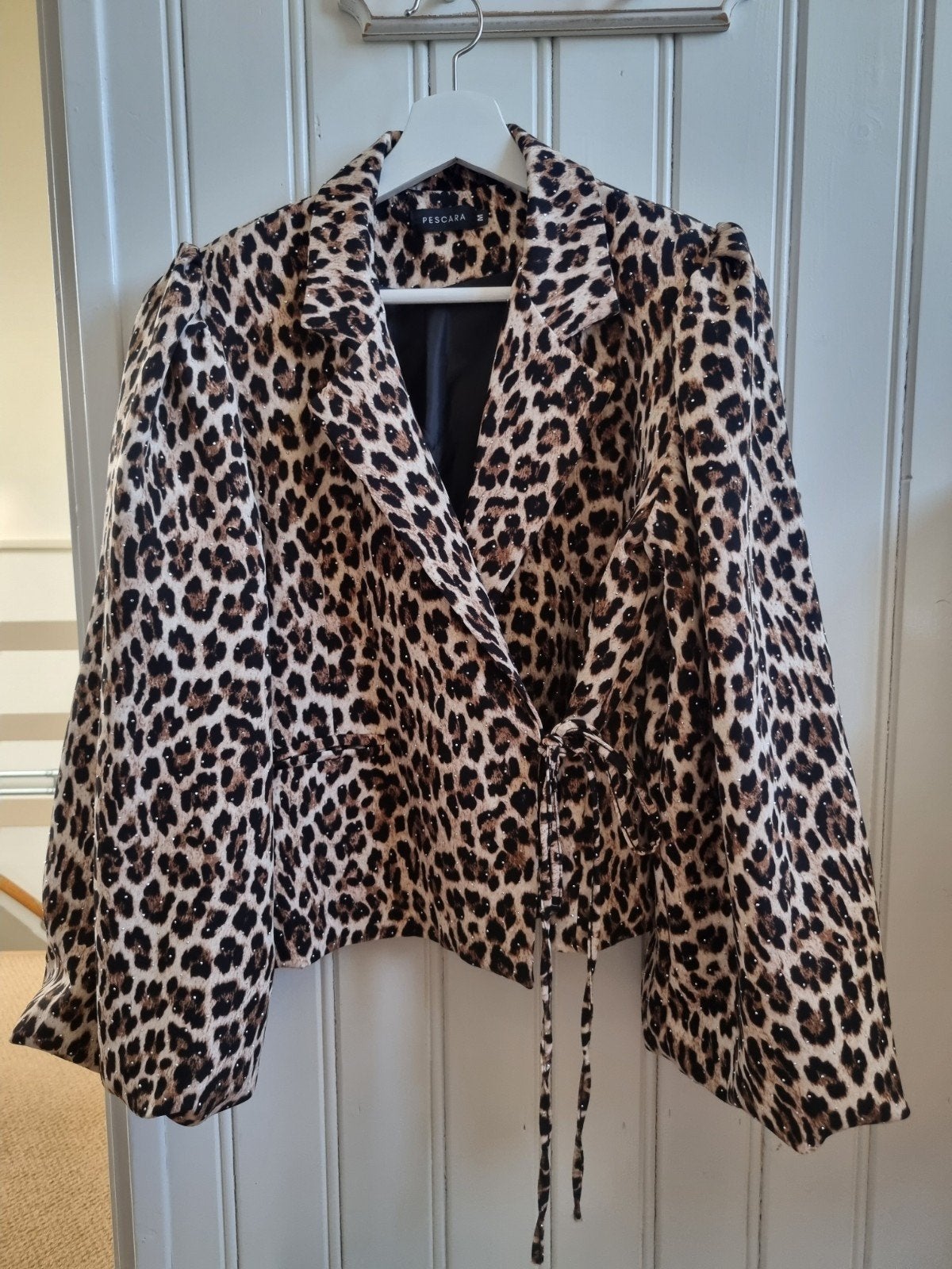 Kort luipaardprint jasje met glitterkraaltjes, maat 40, Maat 38/40 (M), Meerkleurig, Pescara, Ophalen of Verzenden