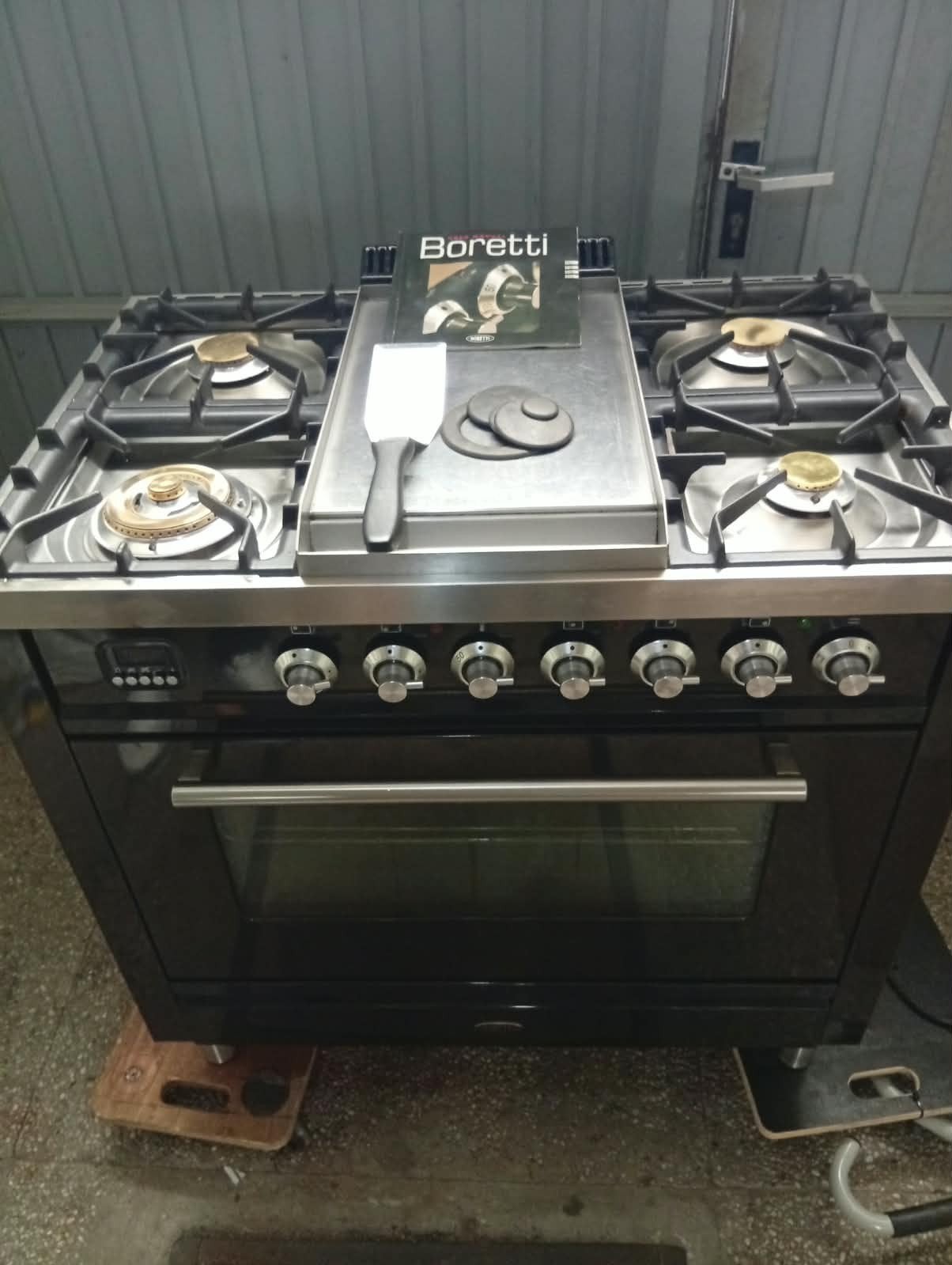boretti gasfornuis, 60 cm of meer, Ophalen of Verzenden, Zo goed als nieuw, Gas