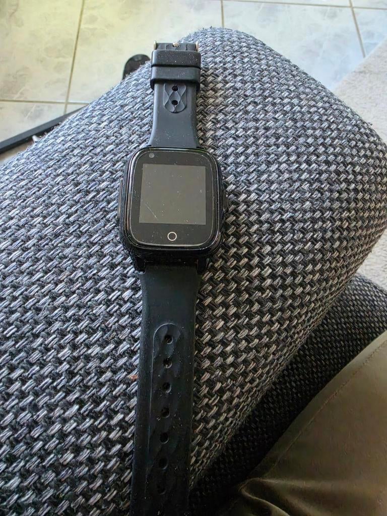 Smartwatch voor kinderen met simkaartfunctie, Sieraden, Tassen en Uiterlijk, Horloges | Kinderen, Ophalen