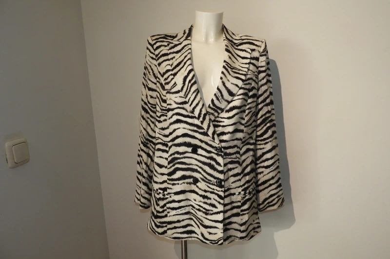 Elisabetta Franchi langere blazer animal print merk stof, Maat 38/40 (M), Zo goed als nieuw, Jasje, Meerkleurig