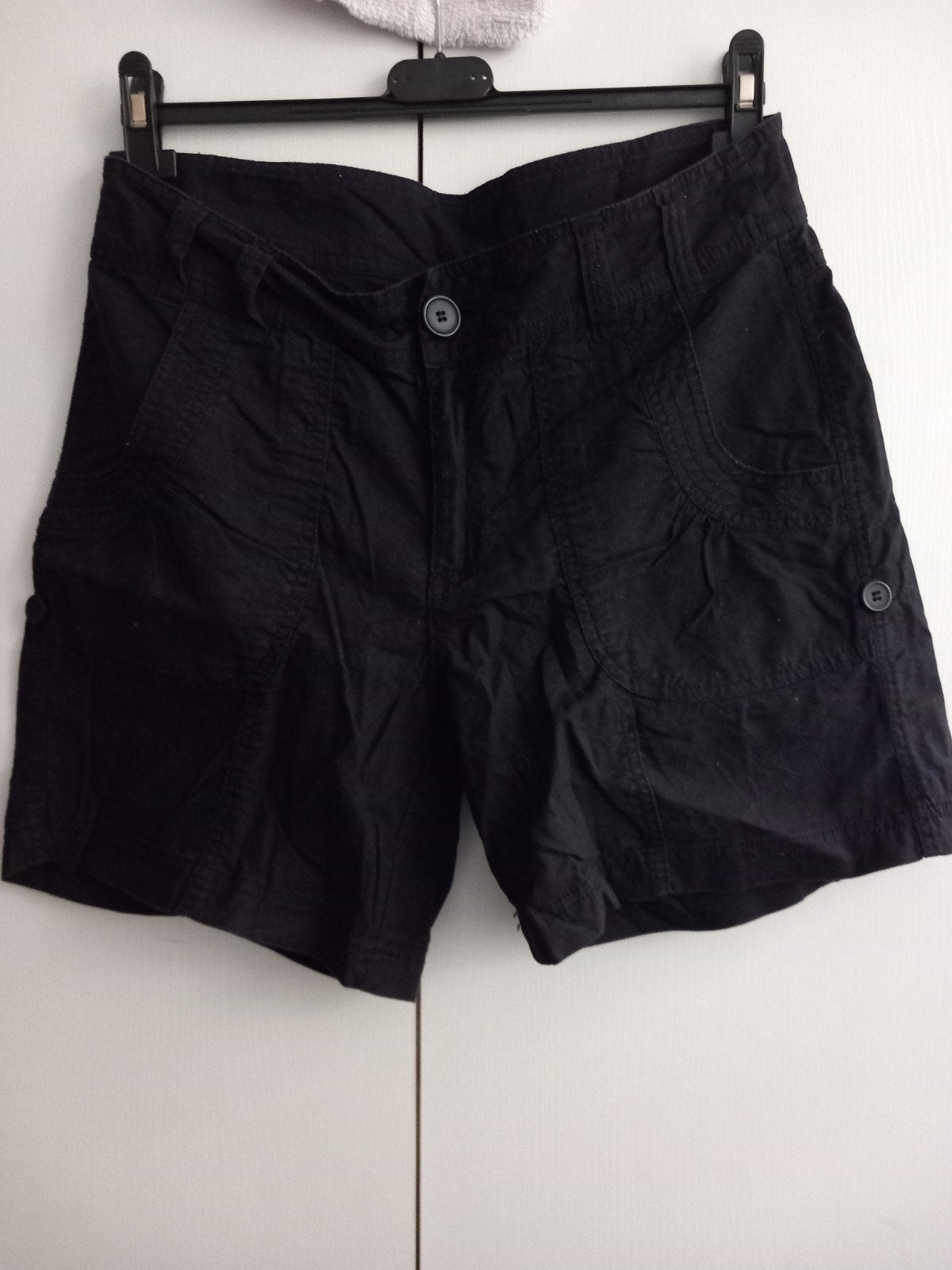Gratis bij aankoop Korte broek Bermuda maat 38 zwart, Kleding | Dames, Broeken en Pantalons, Maat 38/40 (M), Kort, Zwart, Ophalen of Verzenden