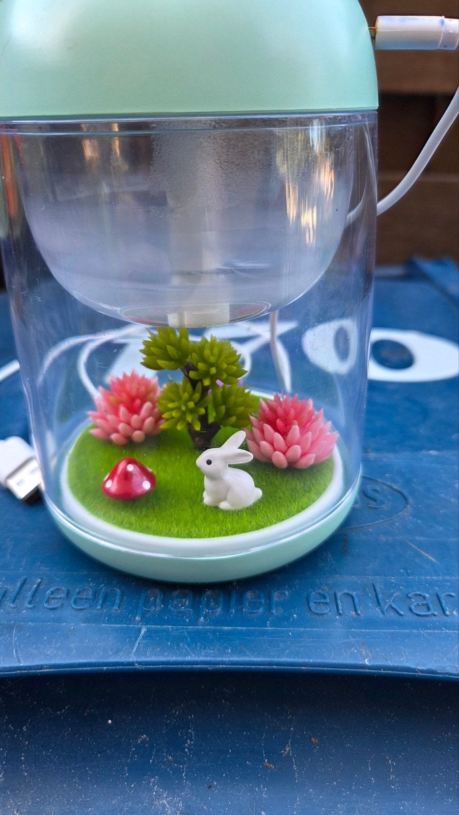 Leuke Mini Luchtbevochtiger met Konijn en Bloemen, Huis en Inrichting, Ophalen of Verzenden, Zo goed als nieuw