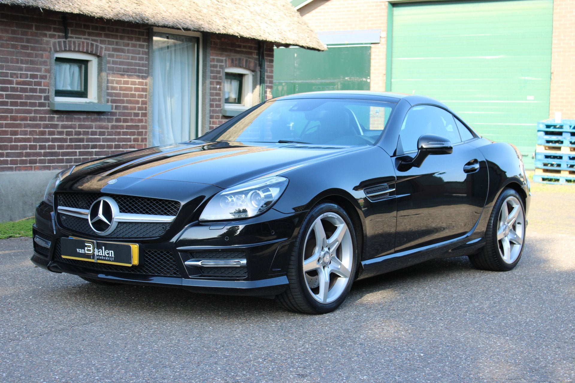 Mercedes-Benz SLK 200 AMG STYLE PANO DAK ORG NL NAVI LEER AI, Auto's, Automaat, Gebruikt, 4 cilinders, Cabriolet