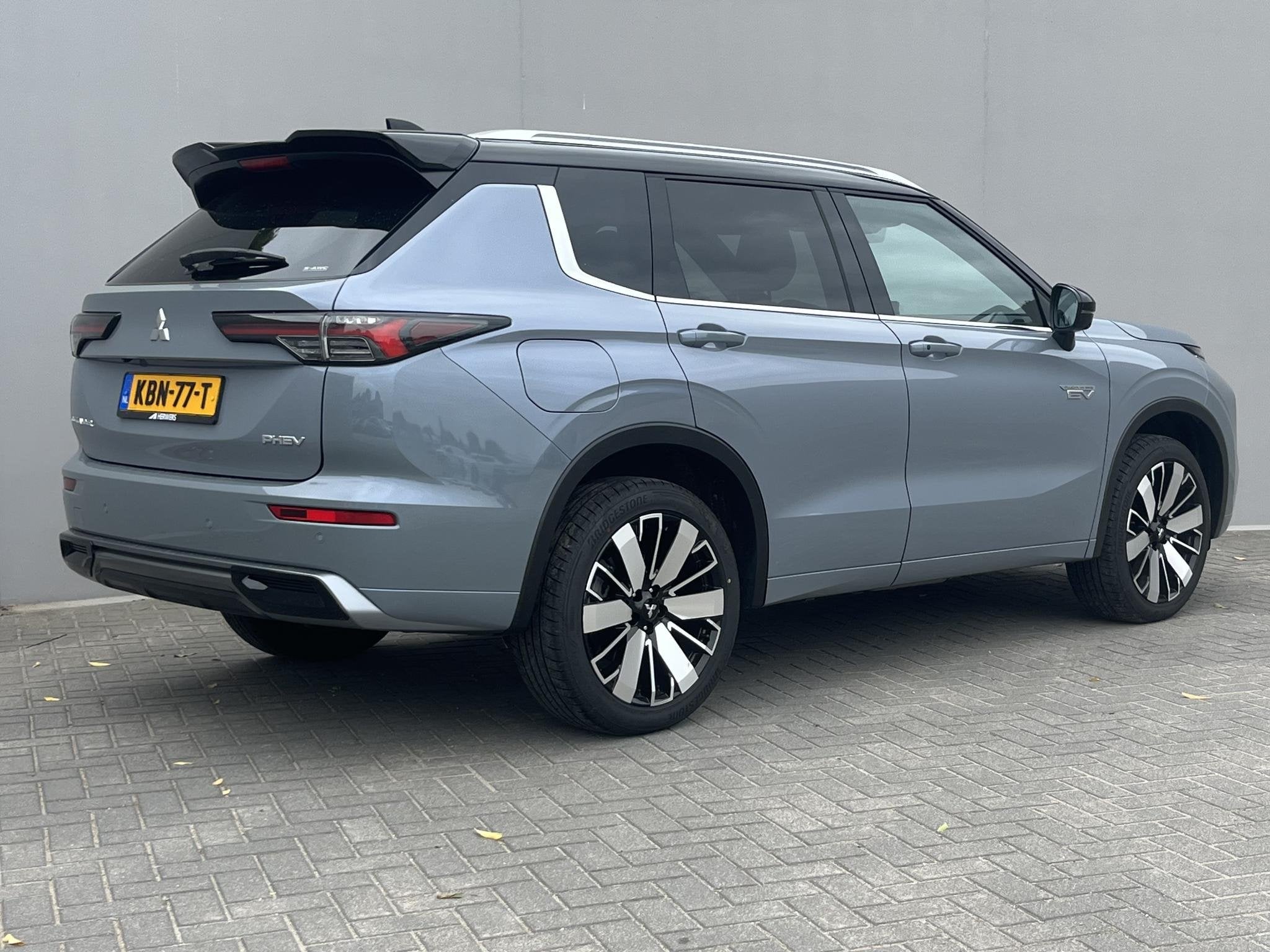 Mitsubishi Outlander 2.4 PHEV Instyle+ / 1600KG Trekgewicht, Auto's, Automaat, 2095 kg, Euro 6, 4 cilinders