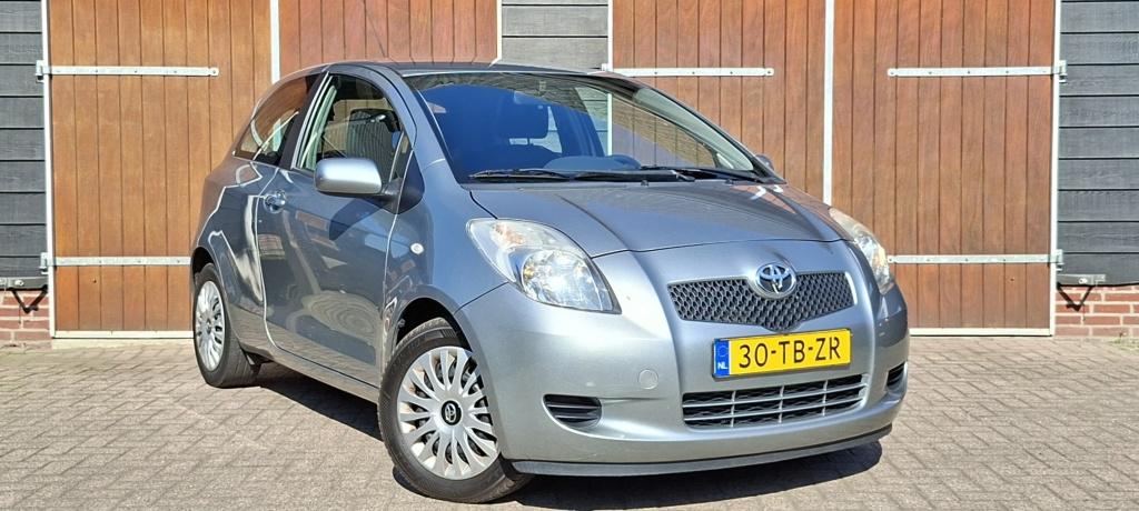 Toyota Yaris 1.3 VVTi Sol MMT | Automaat | Airco | NAP, Auto's, Automaat, Stof, 750 kg, 4 cilinders