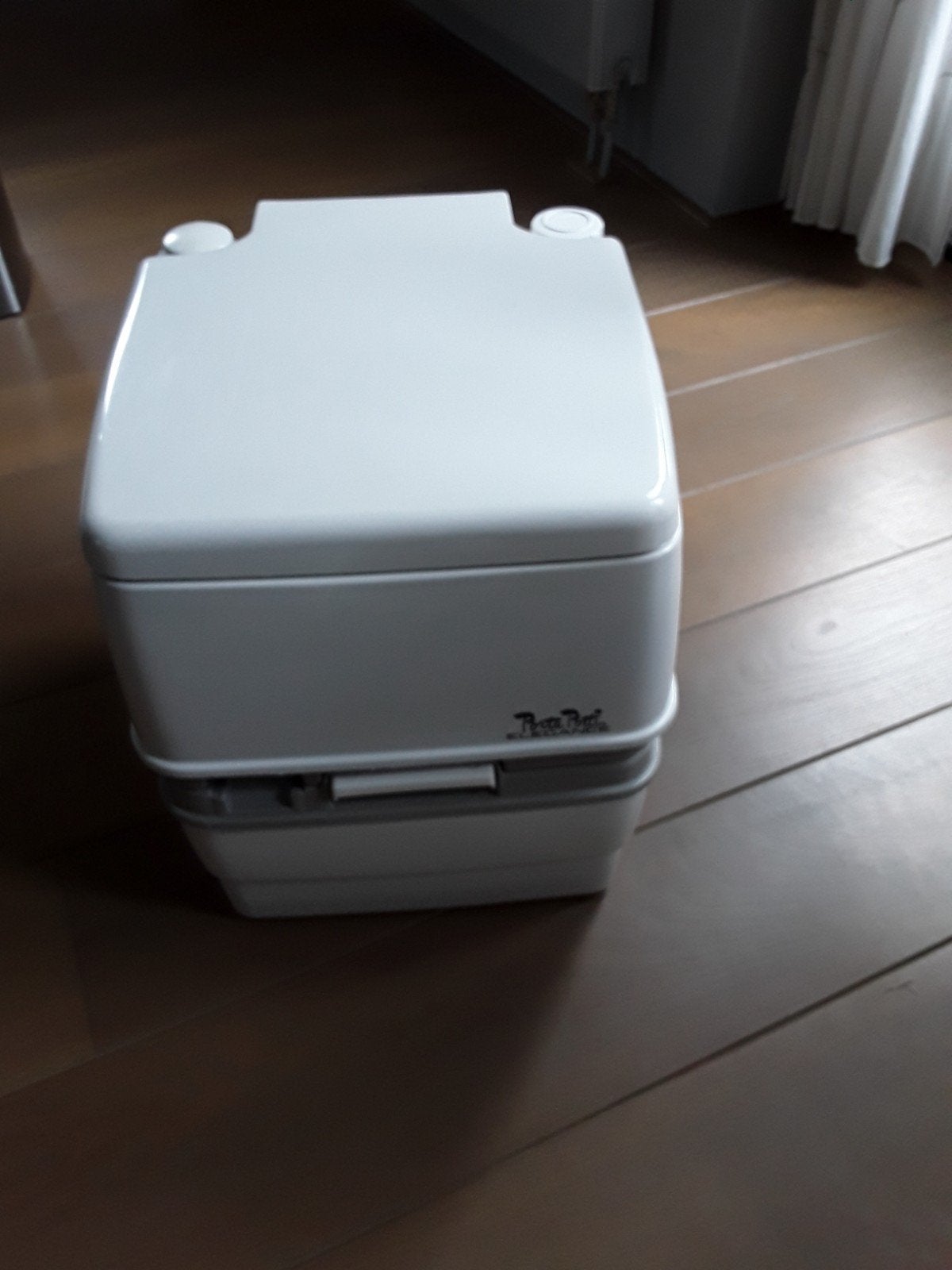 Porto Potti.  Toilet., Ophalen