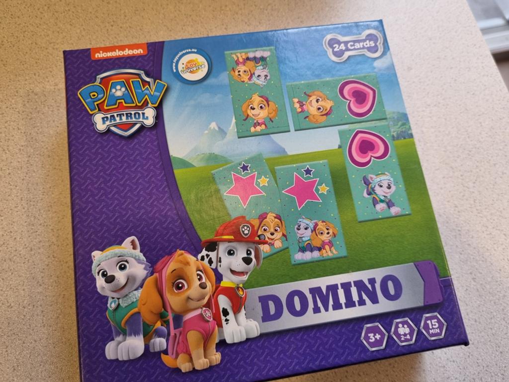 Paw patrol domino 3+, Hobby en Vrije tijd, Gezelschapsspellen | Bordspellen, Ophalen of Verzenden, Gebruikt