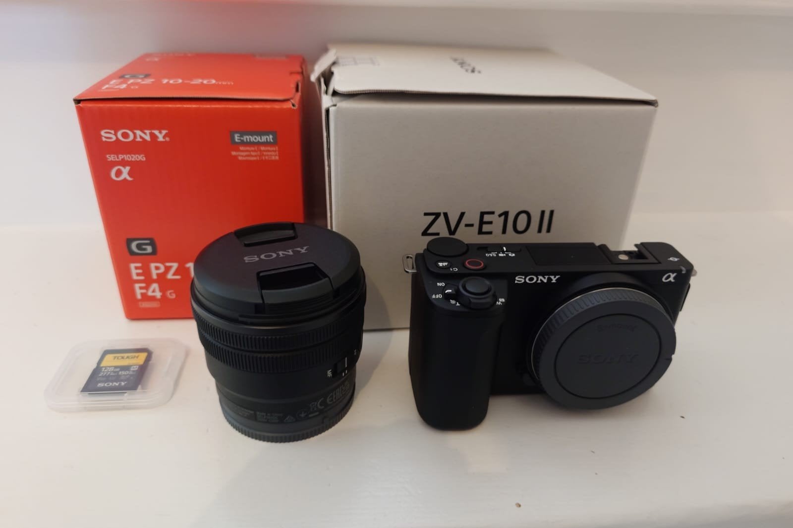 Sony ZVE 10 II (complete vlogset), Audio, Tv en Foto, Fotocamera's Digitaal, Ophalen, Screenprotector, Zo goed als nieuw, Compactcamera