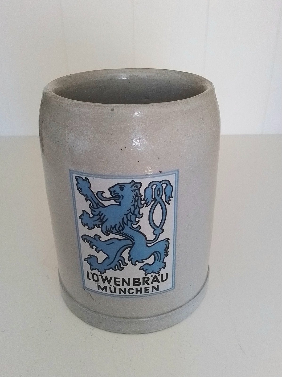 Bierpul Lowenbrau München 12,5cm jaren 60, Ophalen of Verzenden, Zo goed als nieuw, Pul(len), Overige merken