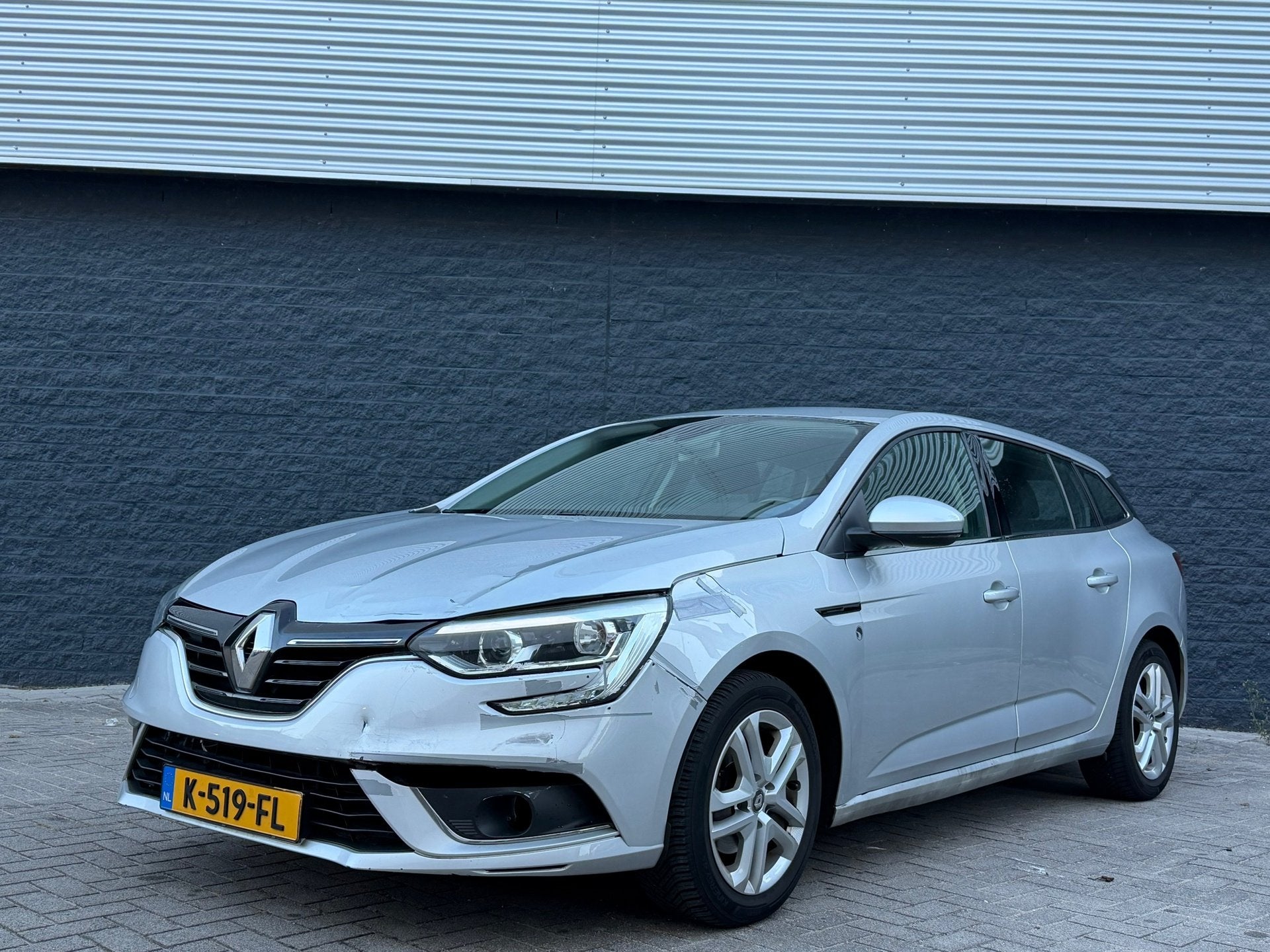 Renault Mégane Estate 1.2 TCe Life LED, Voorwielaandrijving, 101 pk, Gebruikt, 4 cilinders