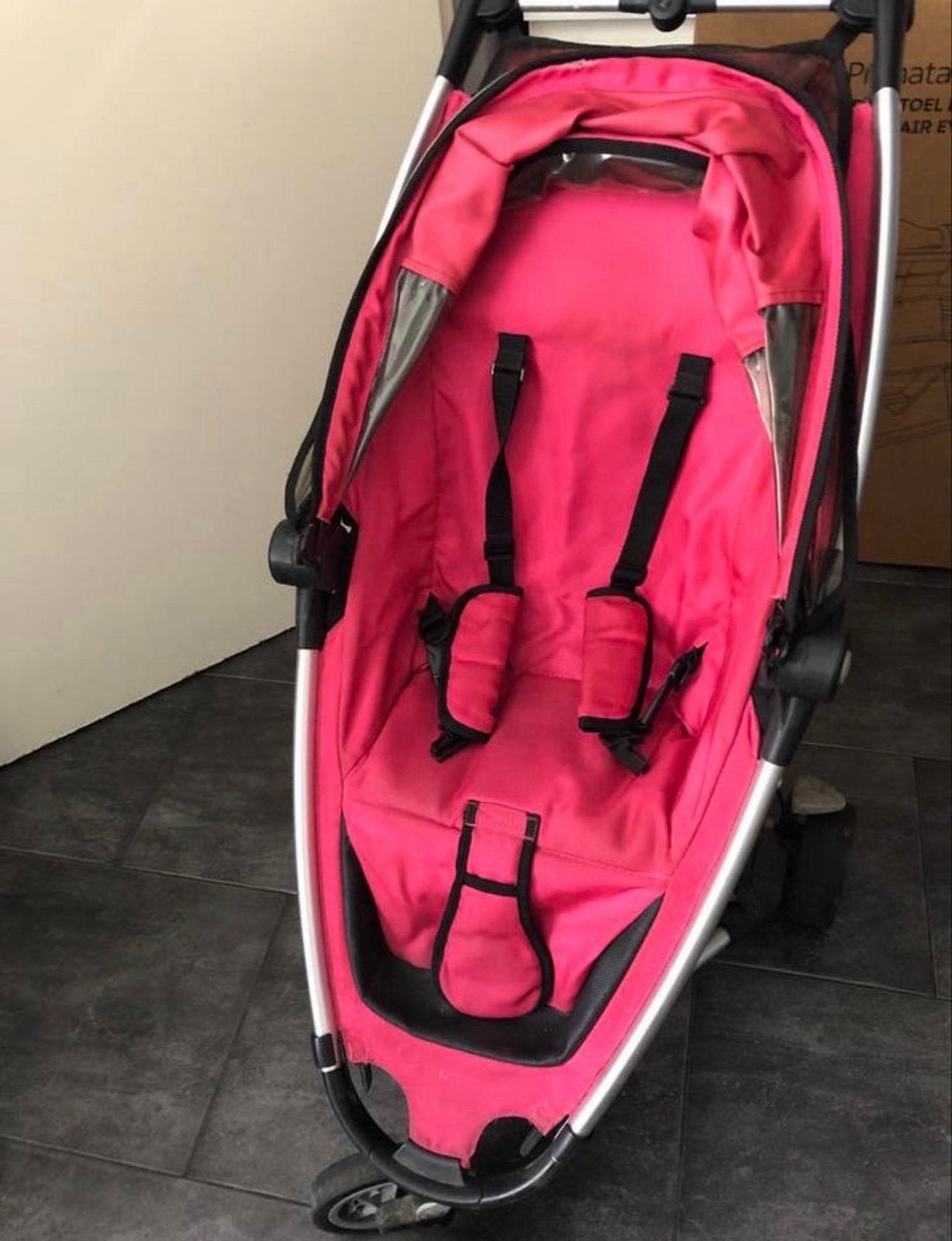 Compacte roze Quinny Zapp met zonneklep en boodschappenmand, Ophalen of Verzenden, Gebruikt, Overige merken