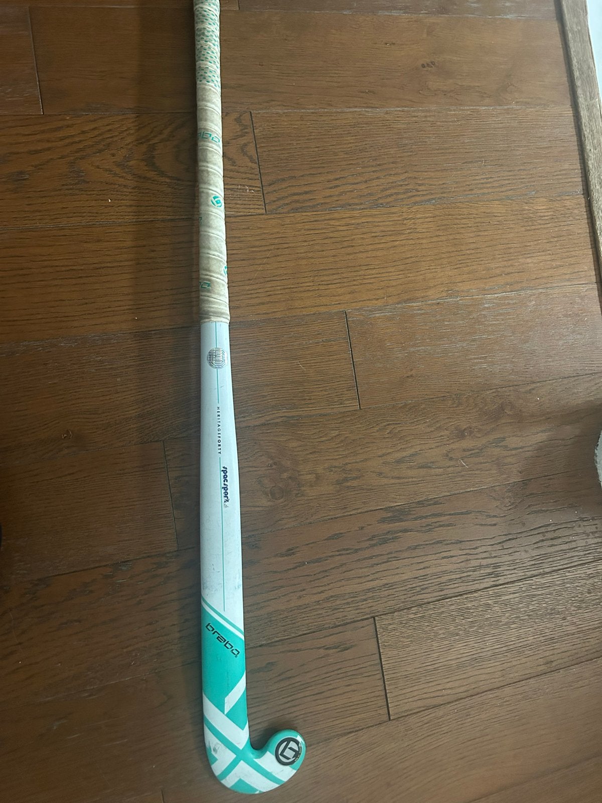 Zaalstick Brabo 36 inch - Wit met mintgroen, Sport en Fitness, Ophalen of Verzenden, Zo goed als nieuw, Stick