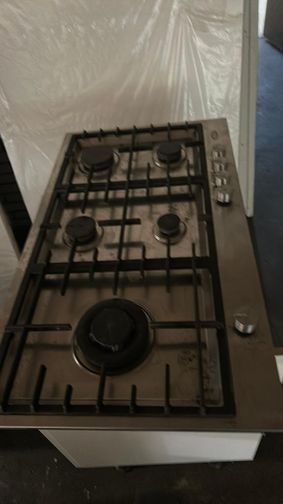 Boreti gasvonhuis, Witgoed en Apparatuur, Fornuizen, Minder dan 85 cm, Zo goed als nieuw, Gas, Vrijstaand