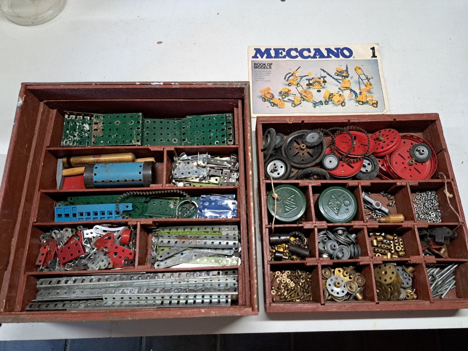 Uitgebreide set vintage Meccano in houten kist, Ophalen