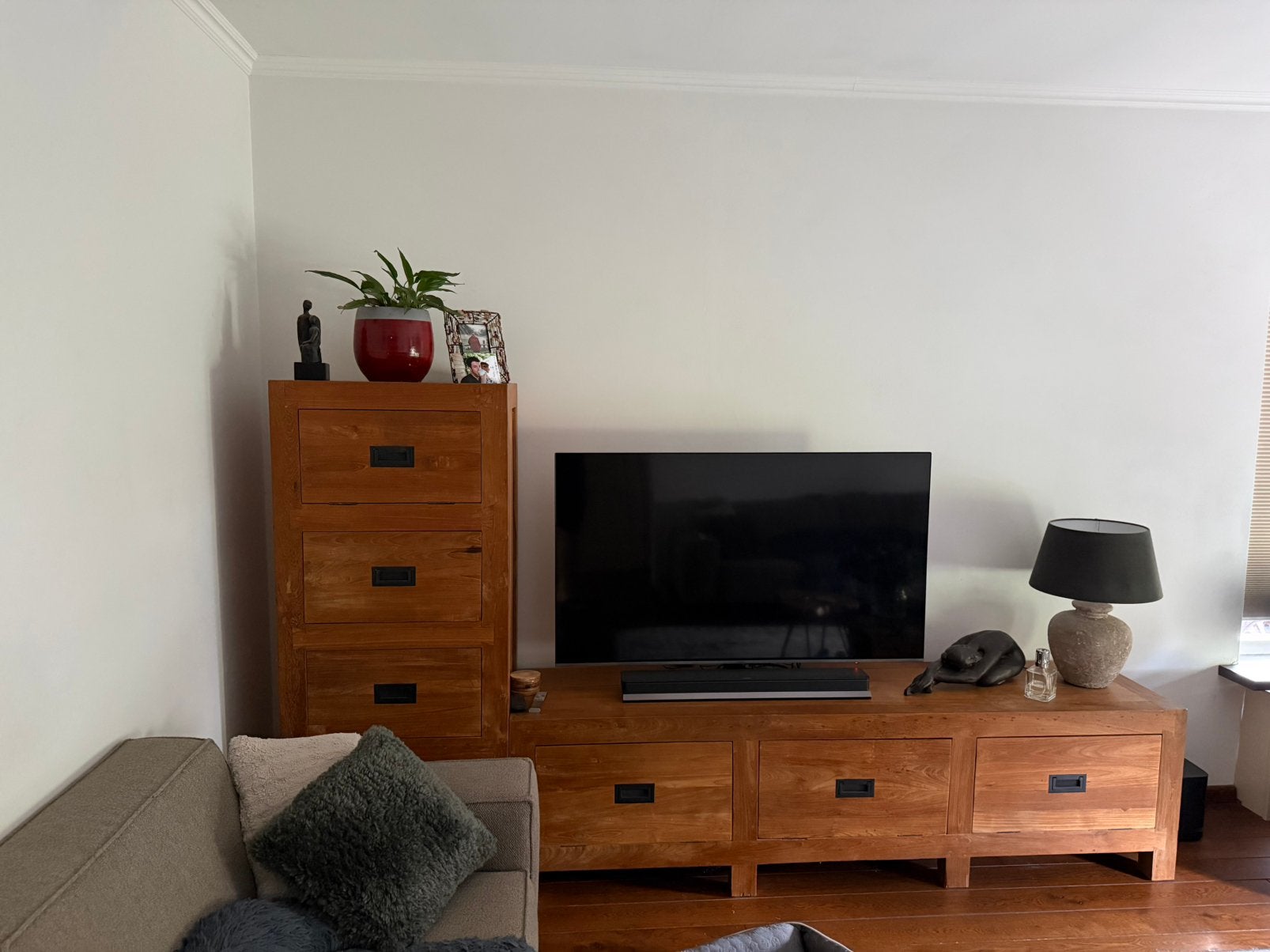 Massief hardhouten (teak) TV meubel met kast, Ophalen, Teakhout, Zo goed als nieuw, 200 cm of meer