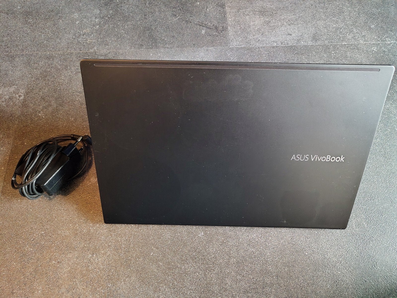 ASUS VivoBook met Intel Core i7 en Windows 11, Gebruikt, 2 tot 3 Ghz, Qwerty, ASUS