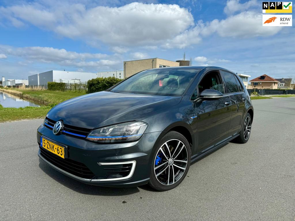 Volkswagen Golf 1.4 TSI GTE NAP/CLIMA/NAVI/APK 3-2027, Auto's, 8 kWh, Gebruikt, Euro 6, 4 cilinders