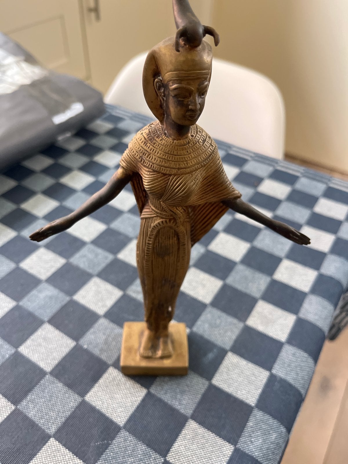 Bronzen Egyptische Godin Beeldje - Vintage Decoratie, Antiek en Kunst, Minder dan 20 cm, Ophalen of Verzenden, Beeld, Goud