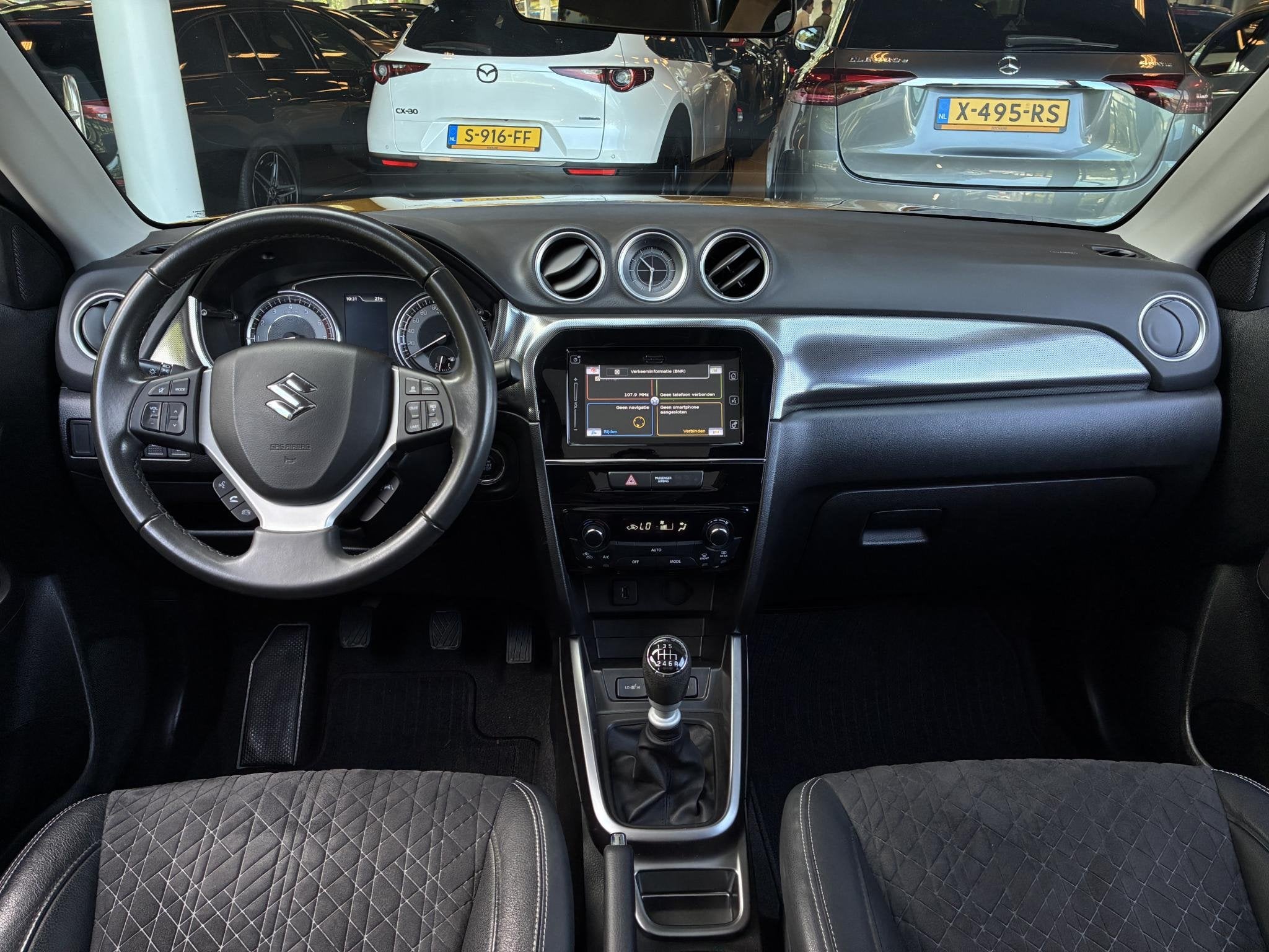 Suzuki Vitara 1.4 Boosterjet Style Smart Hybrid 129PK | Pano, Gebruikt, Euro 6, 4 cilinders, 129 pk