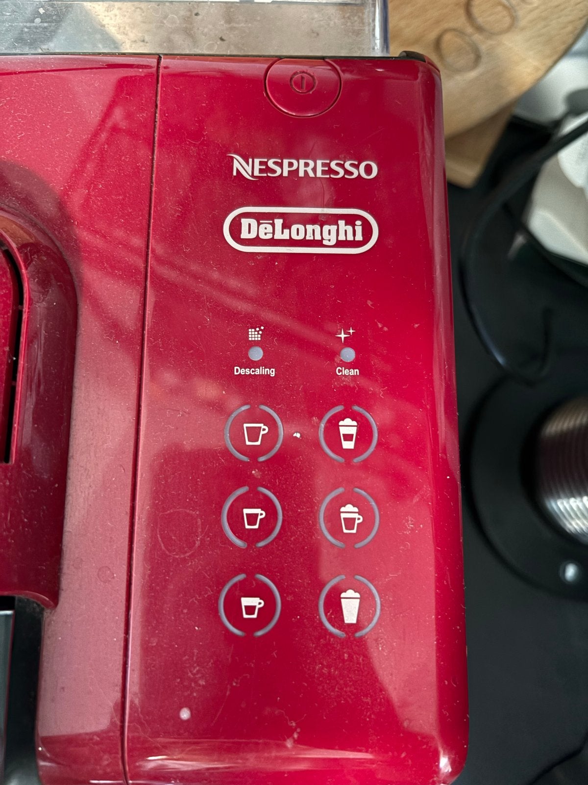 Nespresso DeLonghi Koffiemachine Rood, Ophalen, Koffiepads en cups, Gebruikt, Koffiemachine