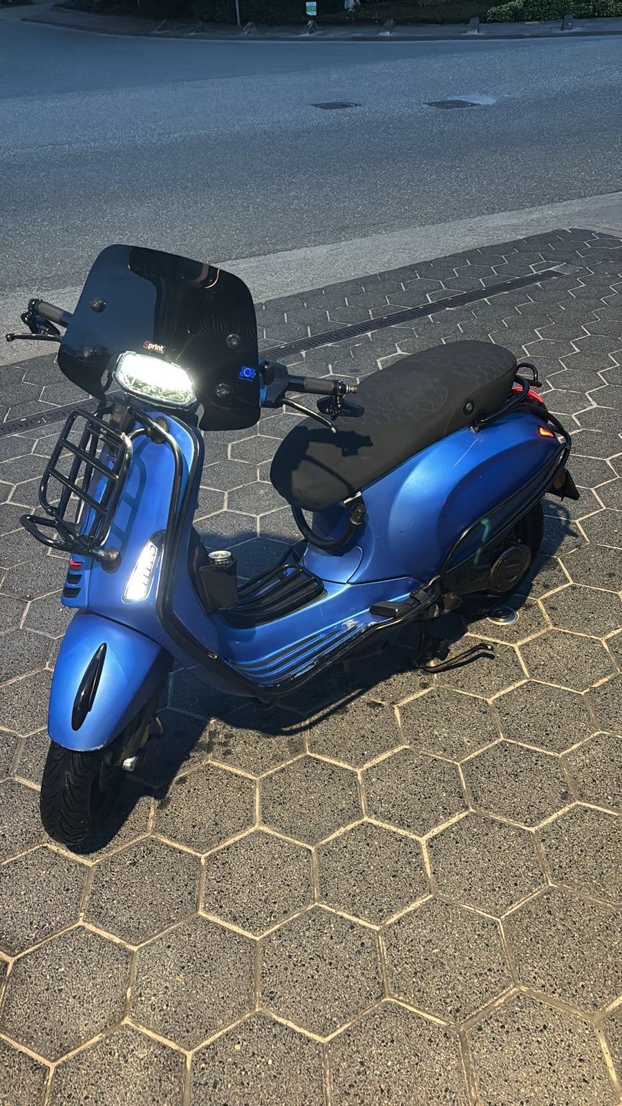 Vespa sprint 2019 mat blauw, Ophalen, Maximaal 45 km/u, Vespa S, Zo goed als nieuw